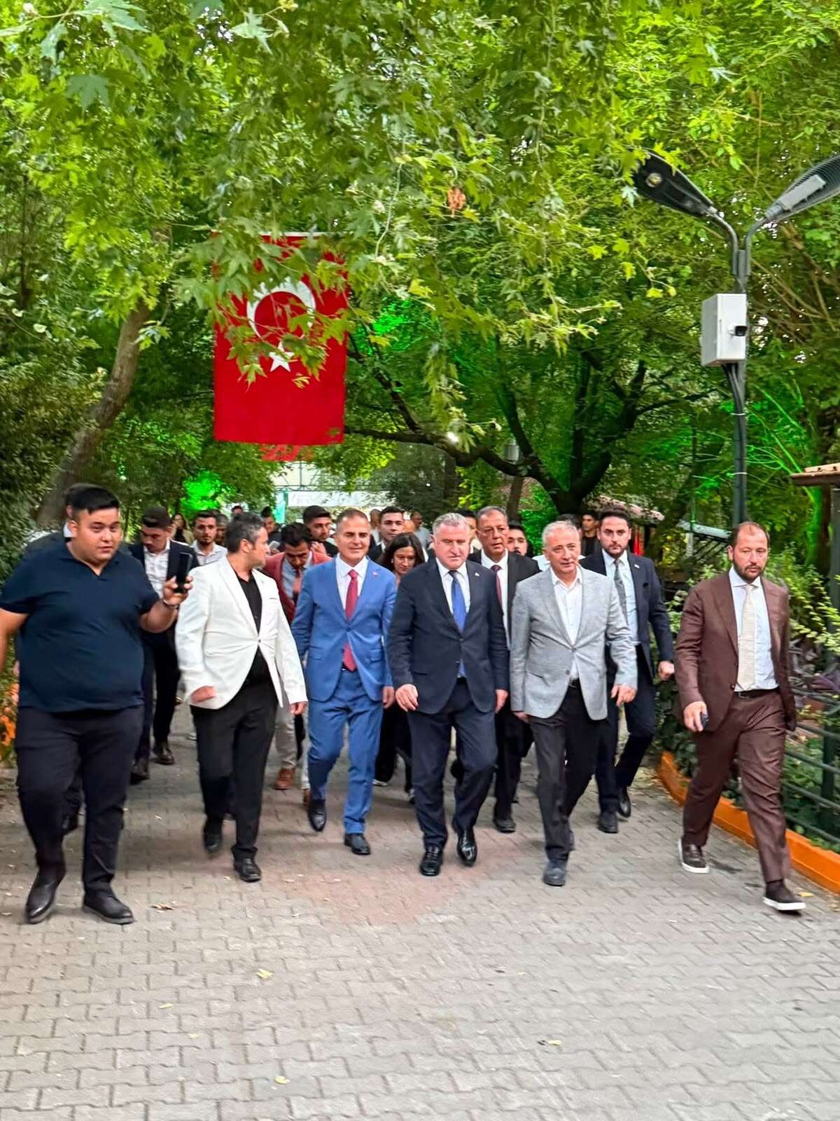 Bakan Bak’tan Pınar Köy Mahallesi’ne Kritik Ziyaret: Yatırım Mesajları Verildi 3